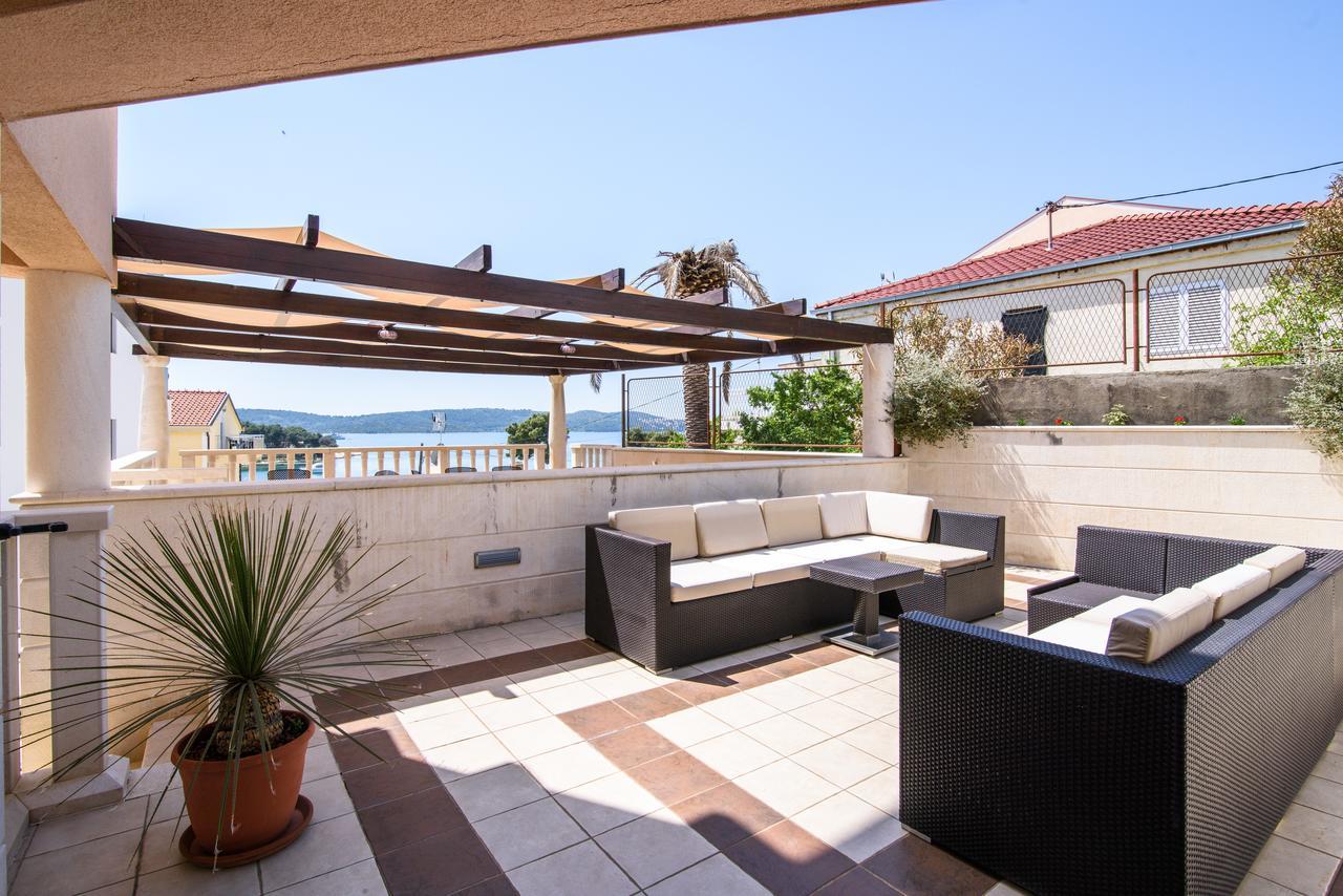 Villa Lavandula With Heated Swimming Pool Trogir Eksteriør billede